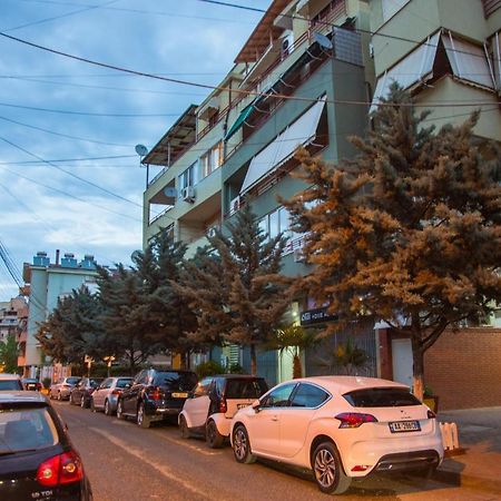 Nuestra Casa Hotel Tirana Bagian luar foto